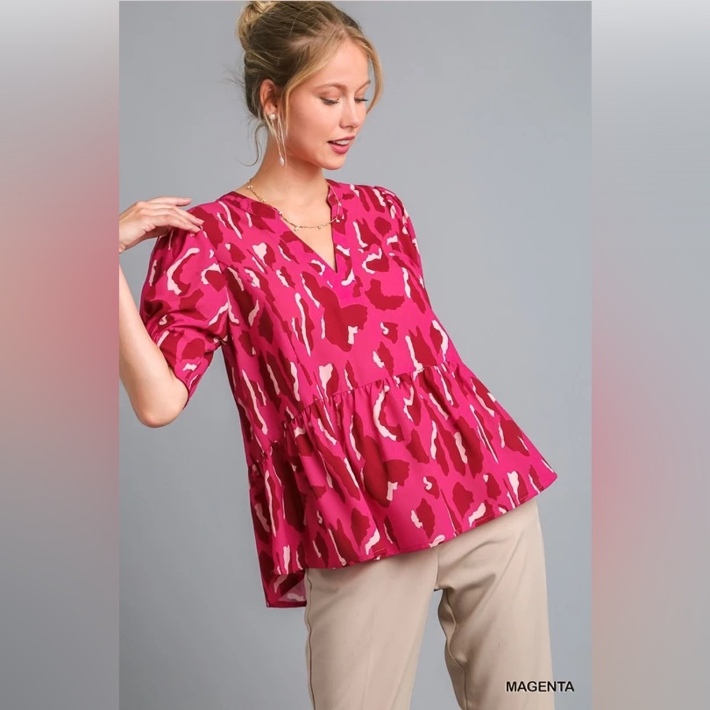 🆕 Umgee Multi Color Leopard Print V-Notched Top Short Smocked Cuffed Sleeves